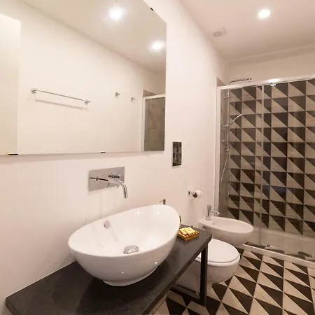 The Duomo House By House In Bed & Breakfast