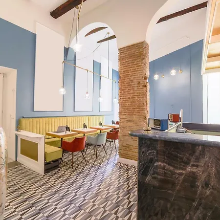 The Duomo House By House In Bed and Breakfast Νάπολη
